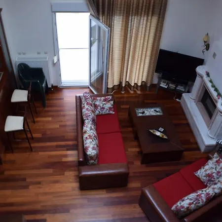 Pyrgos Stelios Case de vacanță